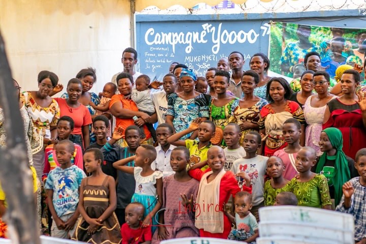 Photo: Abana Bacu brought families together for a back-to-school dialogue