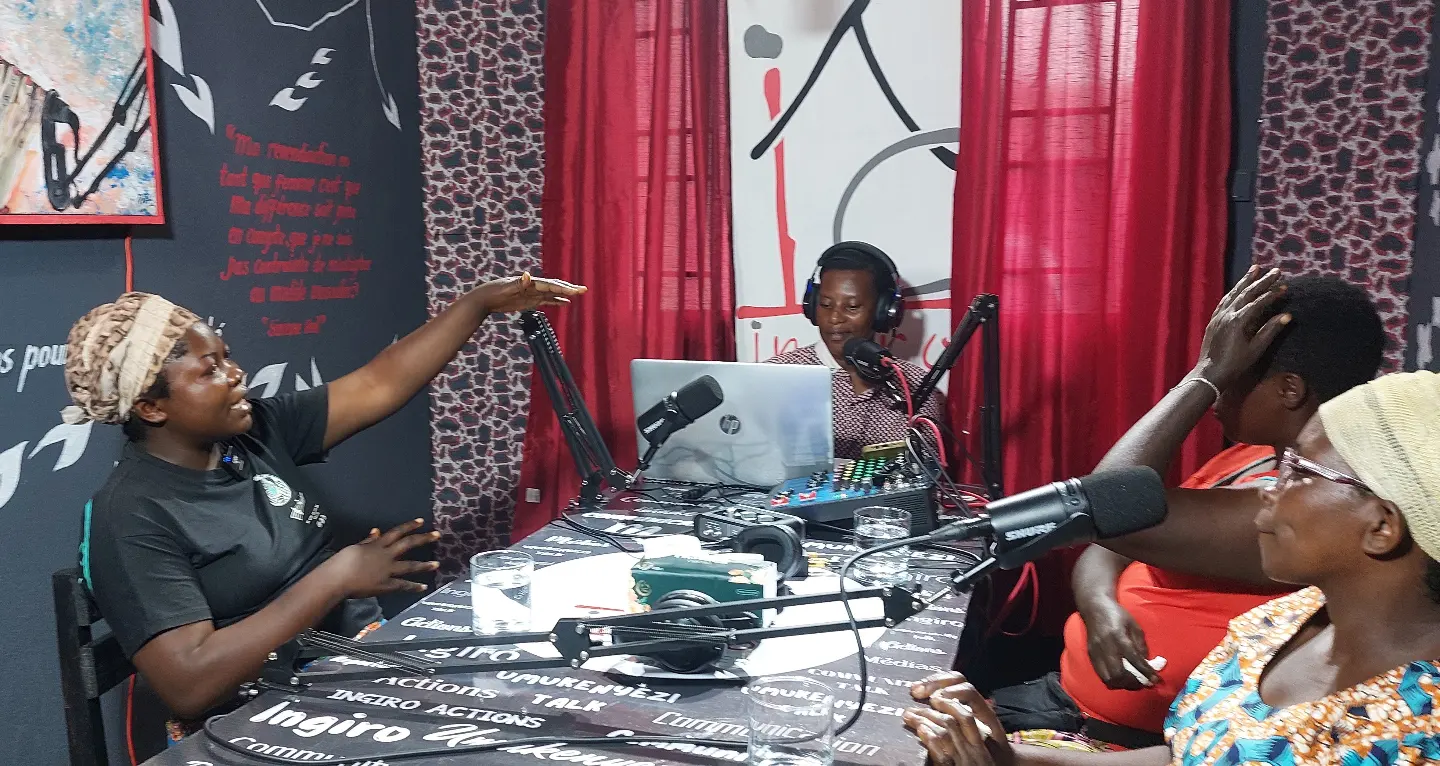 Photo: Umukenyezi Iwacu brings women’s experiences to community radio